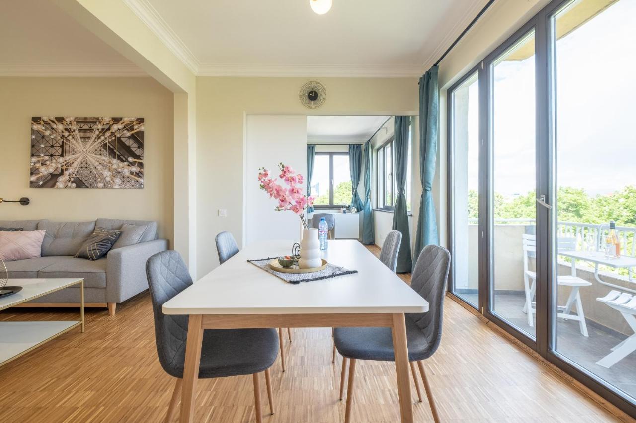 Sunrise 1Bdrm View Apartment Ndk Congress Centre Sofia Exterior foto